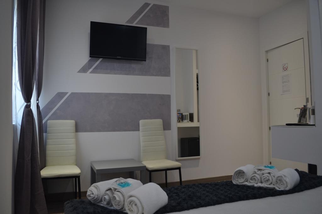 Hostal Meyra Мадрид Екстер'єр фото