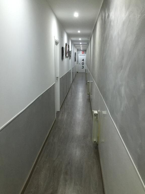 Hostal Meyra Мадрид Екстер'єр фото