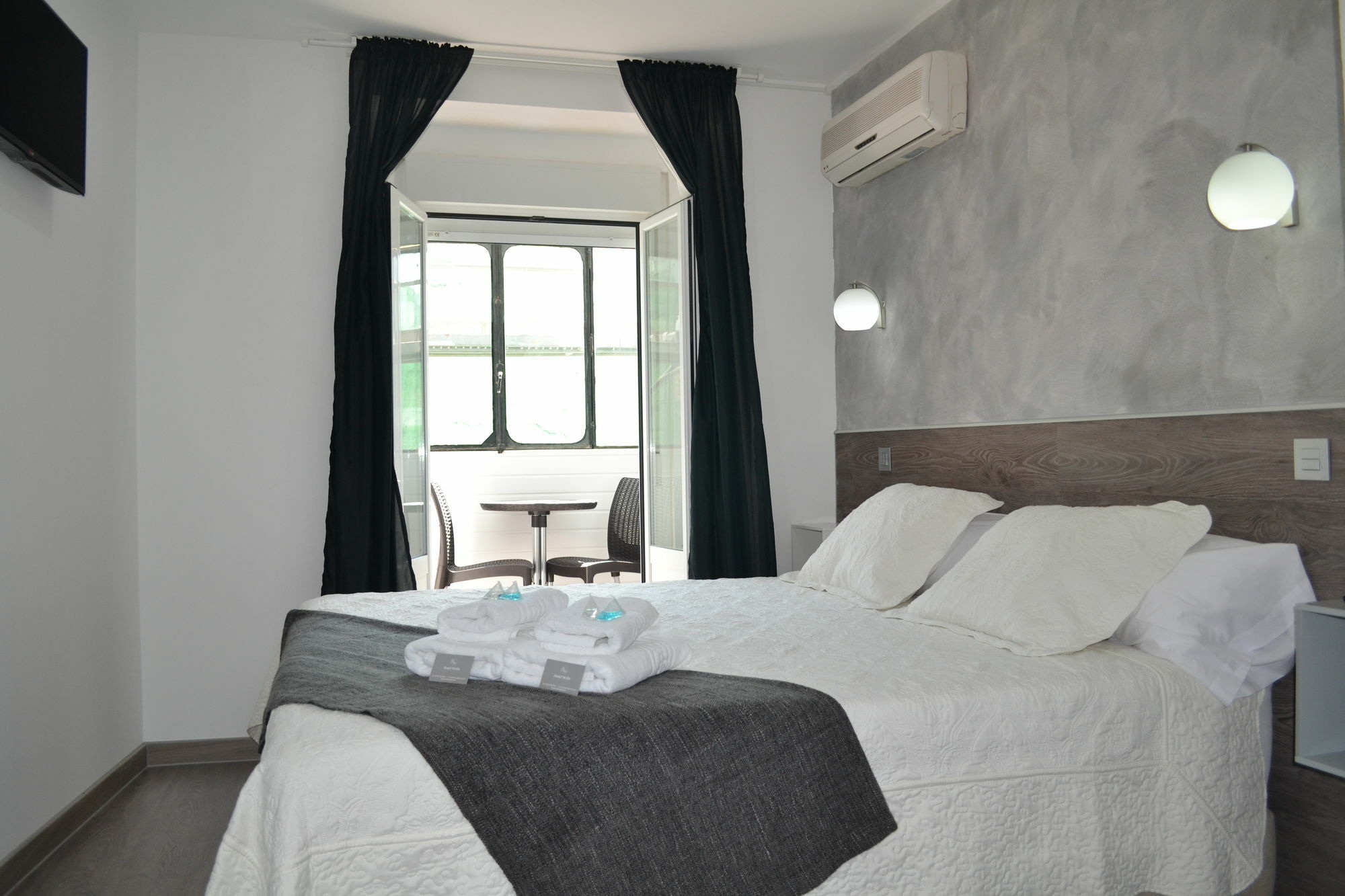 Hostal Meyra Мадрид Екстер'єр фото