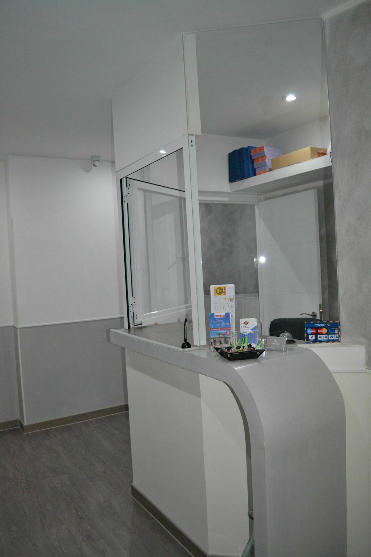 Hostal Meyra Мадрид Екстер'єр фото