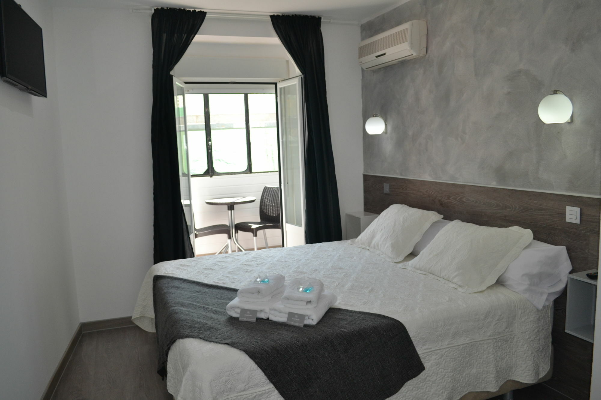 Hostal Meyra Мадрид Екстер'єр фото